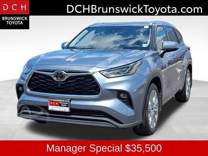 Used 2022 Toyota Highlander Limited