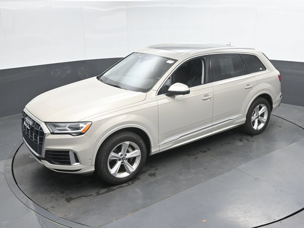 Used 2022 Audi Q7 2.0T Premium Plus w/ Premium Plus Package AWD/4WD image 37