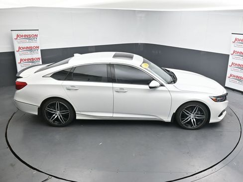 Used 2021 Honda Accord Touring image 35
