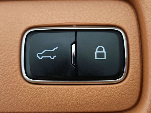 Used 2020 Lincoln Aviator Black Label Grand Touring w/ Class IV Trailer Tow Package image 43