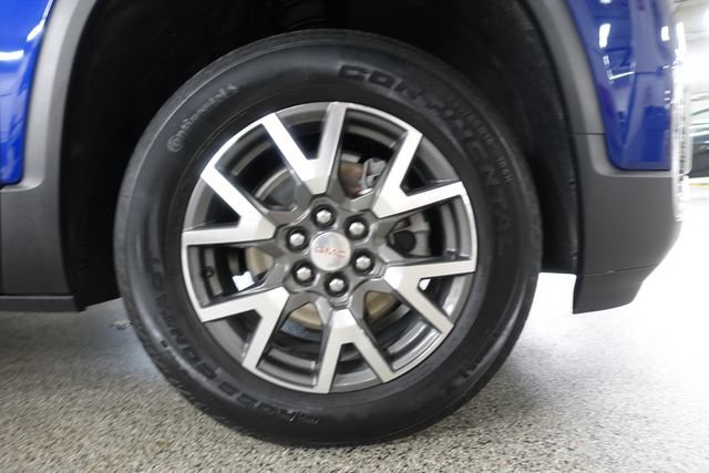 Used 2023 GMC Acadia SLE w/ Driver Convenience Package FWD image 28