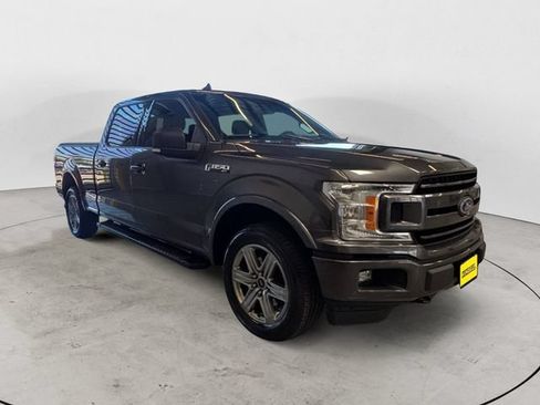 Used 2018 Ford F150 XLT w/ Equipment Group 302A Luxury AWD/4WD image 3