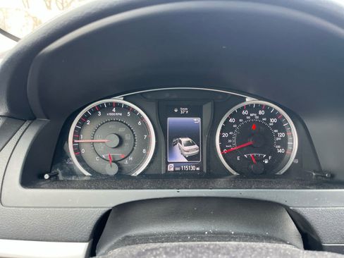 Used 2017 Toyota Camry SE image 8