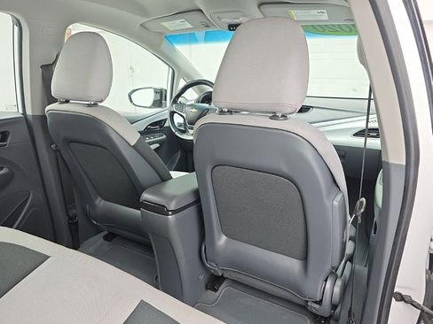 Used 2020 Chevrolet Bolt LT FWD image 38