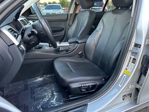 Used 2014 BMW 320i Sedan RWD image 16