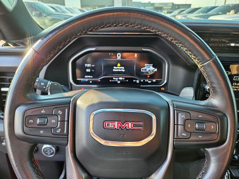 Used 2023 GMC Sierra 1500 AT4 w/ AT4 Premium Package AWD/4WD image 23