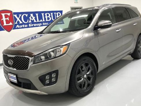 Used 2016 Kia Sorento SX w/ SXL Technology Package AWD/4WD image 11