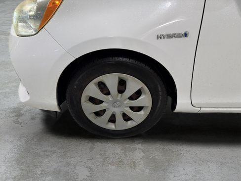 Used 2013 Toyota Prius C One FWD image 20
