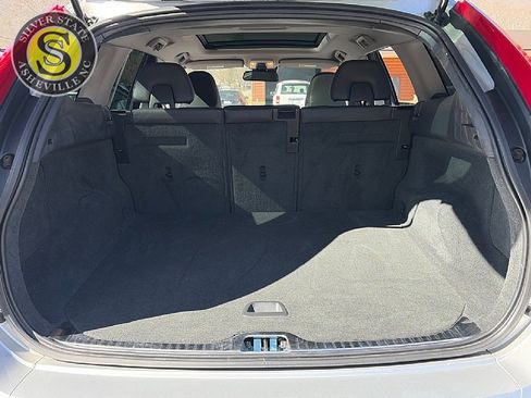 Used 2015 Volvo XC60 T5 Premier image 25