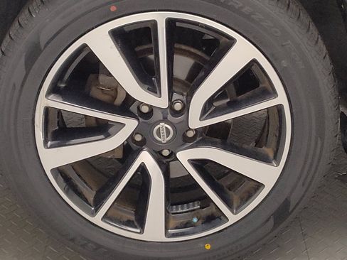 Used 2020 Nissan Rogue SL w/ Premium Package image 31