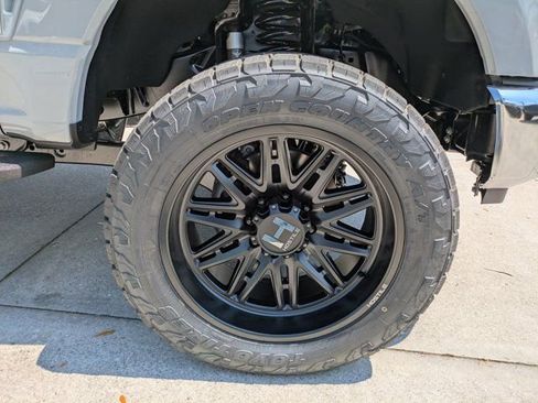 New 2026 Ford F250 XLT w/ XLT Premium Package AWD/4WD image 11