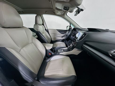 Used 2020 Subaru Forester Limited w/ Popular Package #3 image 31
