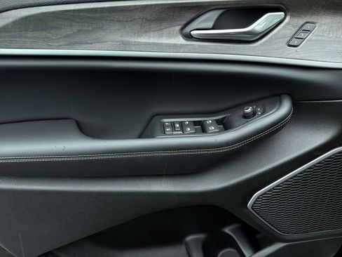 New 2026 Jeep Grand Cherokee L Limited AWD/4WD image 21