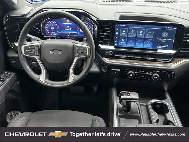 Used 2025 Chevrolet Silverado 1500 RST AWD/4WD image 13