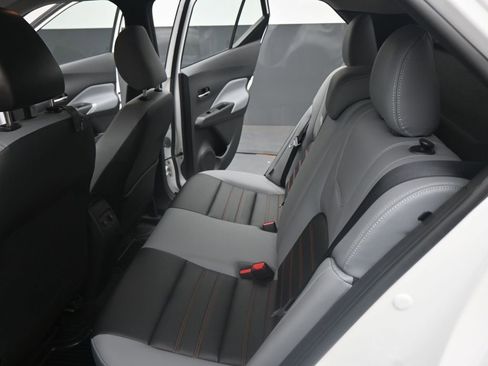 Used 2021 Nissan Kicks SR w/ SR Premium Package image 17