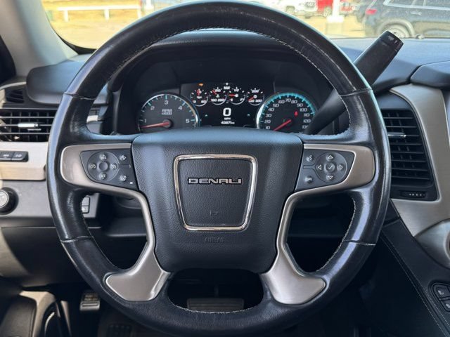 Used 2019 GMC Yukon XL Denali RWD image 13
