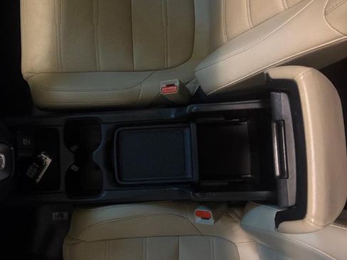 Used 2017 Honda CR-V EX-L image 24