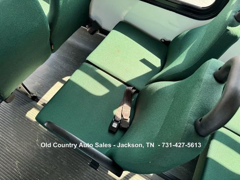 Used 2012 Ford F550 2WD Regular Cab Super Duty w/ Payload Upgrade Pkg image 53