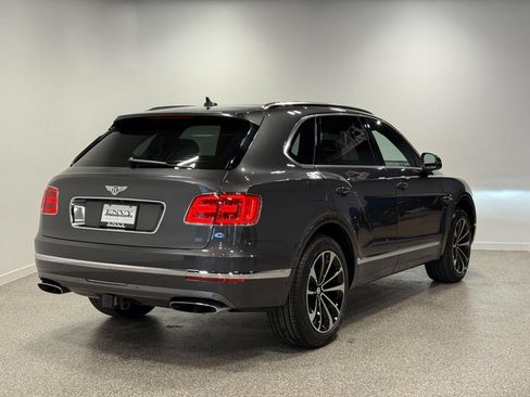 Used 2018 Bentley Bentayga Activity AWD/4WD image 35