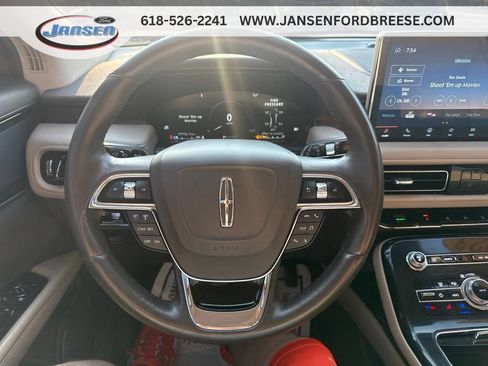 Used 2023 Lincoln Nautilus Reserve AWD/4WD image 17
