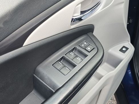 Used 2017 Honda Ridgeline RTL-T image 24