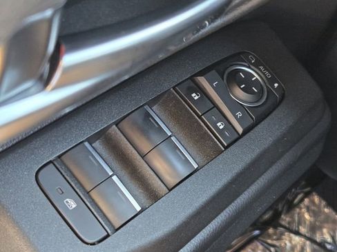 Used 2024 Toyota Land Cruiser image 27