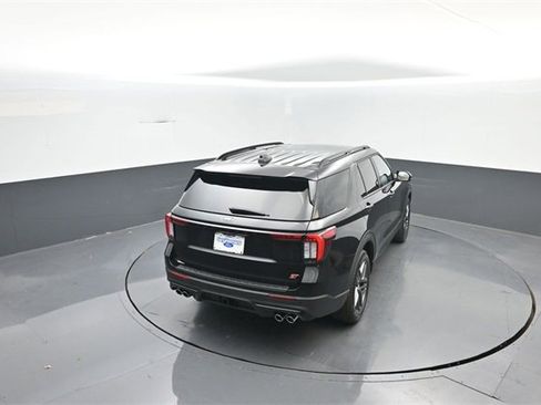 New 2026 Ford Explorer ST w/ Sun And Sound Package image 24