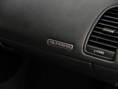 Used 2010 Audi R8 V10 image 61