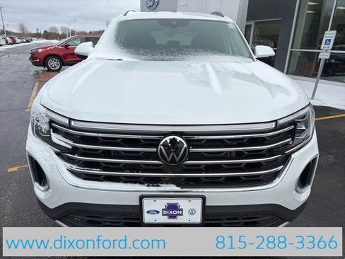 New 2026 Volkswagen Atlas SE image 2