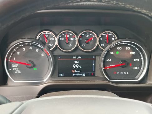 Used 2020 Chevrolet Silverado 1500 LTZ AWD/4WD image 32