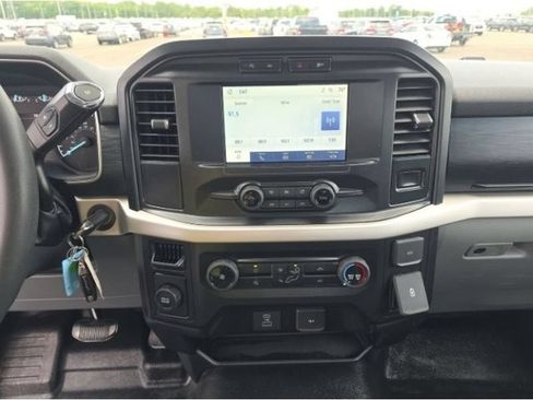 Used 2021 Ford F150 XL w/ Equipment Group 101A High RWD image 7
