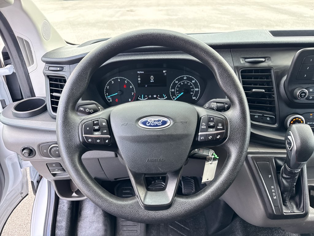 Certified 2025 Ford Transit 250 Low Roof w/ Exterior Upgrade Package RWD image 15