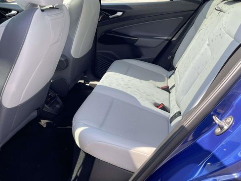 Used 2022 Volkswagen ID.4 Pro S image 11