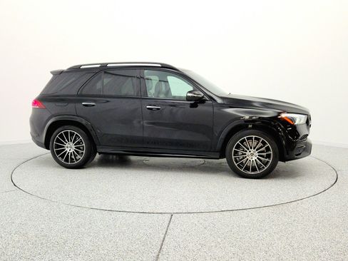 Used 2023 Mercedes-Benz GLE 450 4MATIC image 4