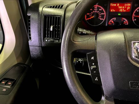 Used 2020 RAM ProMaster 2500 FWD image 12