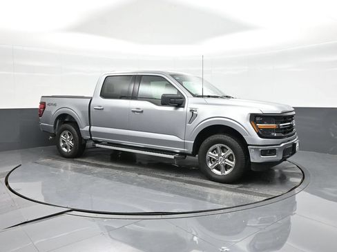Certified 2025 Ford F150 XLT w/ Equipment Group 301A Standard AWD/4WD image 18