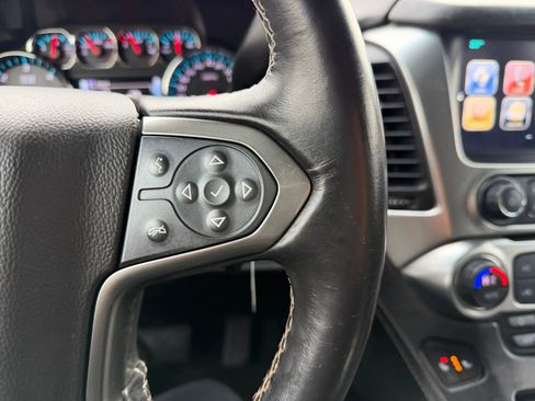 Used 2019 Chevrolet Suburban LT AWD/4WD image 33