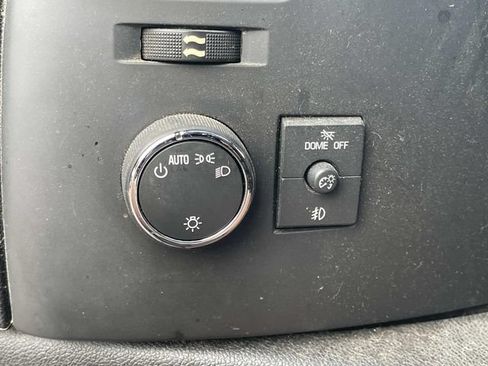 Used 2013 Chevrolet Silverado 1500 LT AWD/4WD image 30