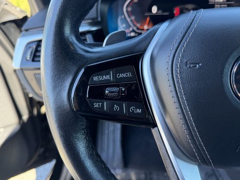 Used 2023 BMW 530i 530i w/ Convenience Package image 21