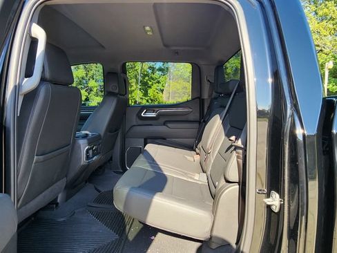 Used 2025 GMC Sierra 1500 SLT w/ SLT Premium Package AWD/4WD image 17