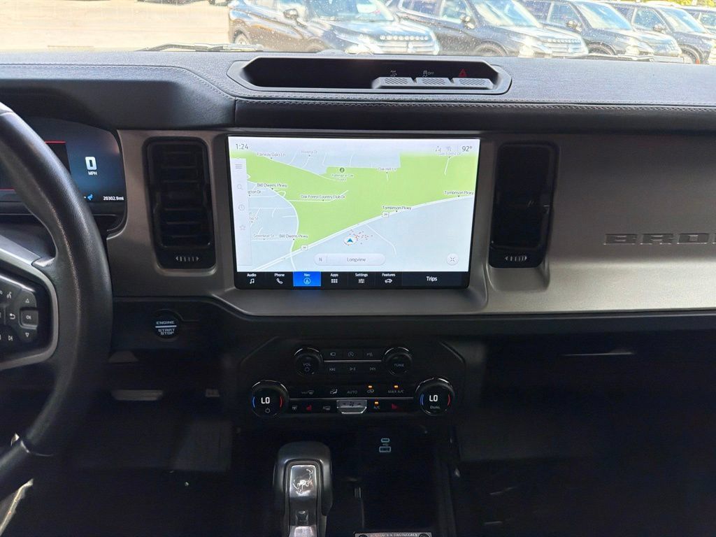 Used 2025 Ford Bronco Outer Banks AWD/4WD image 36