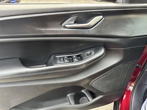 Certified 2024 Jeep Grand Cherokee Laredo image 15