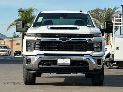 New 2026 Chevrolet Silverado 2500 LT image 9