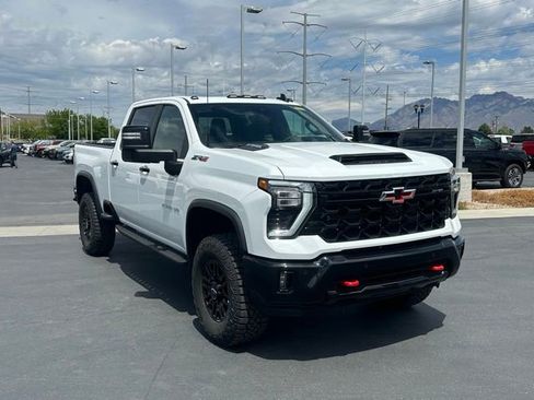 New 2026 Chevrolet Silverado 2500 ZR2 AWD/4WD image 29