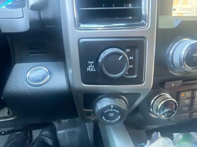Used 2017 Ford F150 Lariat w/ Equipment Group 502A Luxury AWD/4WD image 13