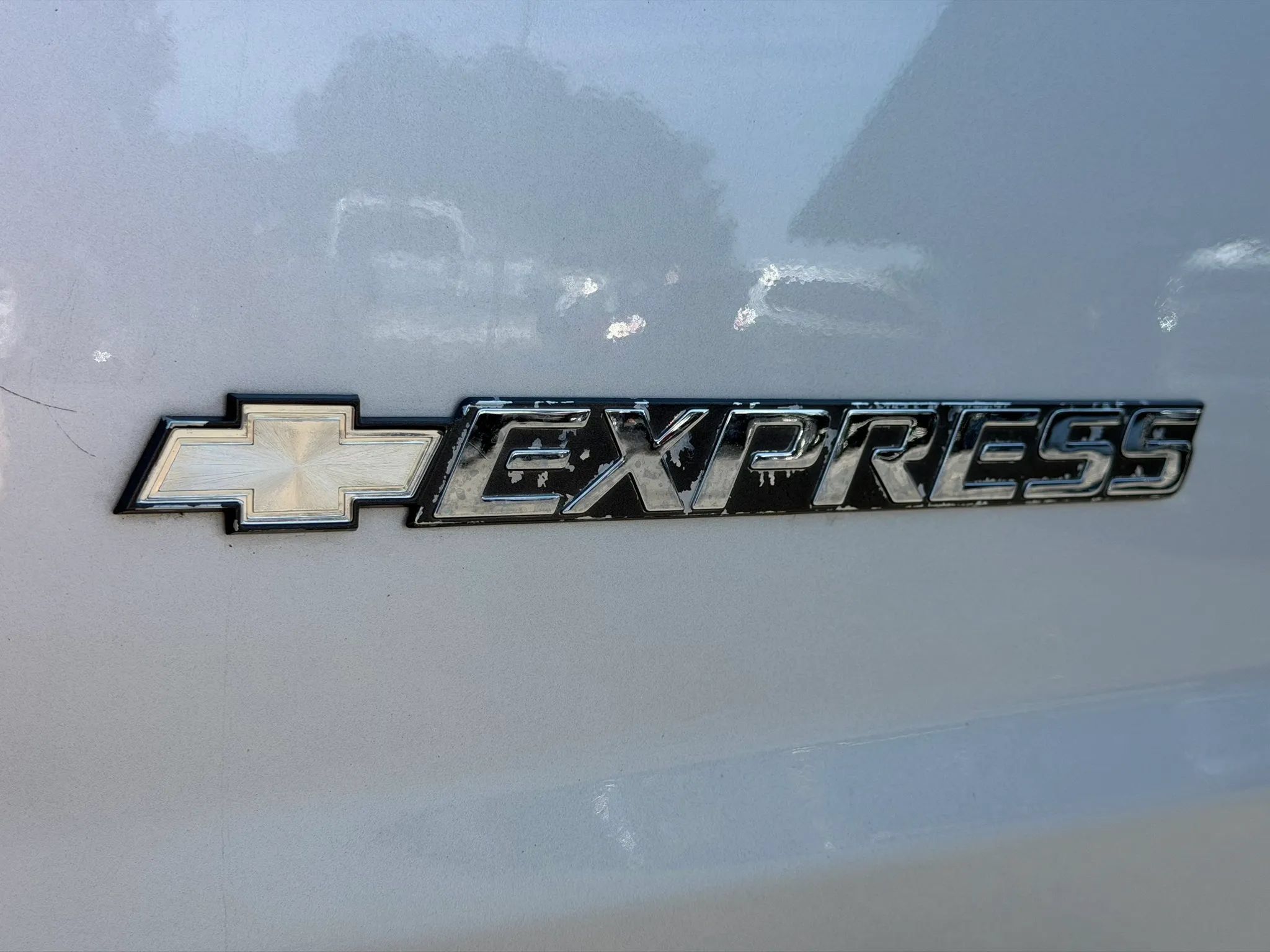 Used 2019 Chevrolet Express 3500 LS RWD image 10