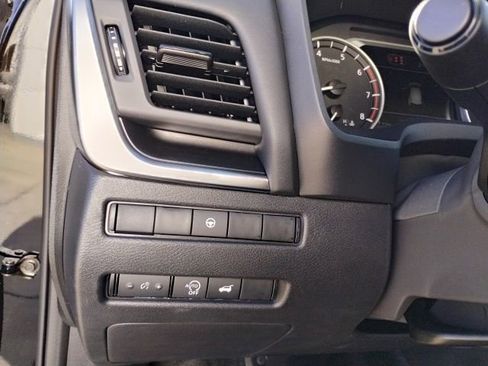 New 2026 Nissan Rogue SV AWD/4WD image 19