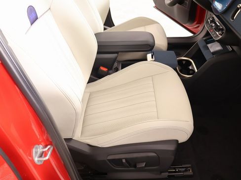 New 2025 MINI Cooper Countryman SE w/ Comfort Package Max image 14