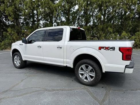 Used 2018 Ford F150 Platinum w/ Equipment Group 701A Luxury AWD/4WD image 3