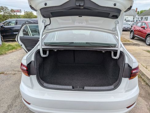 Used 2019 Volkswagen Jetta S w/ Driver Assistance Package FWD image 22